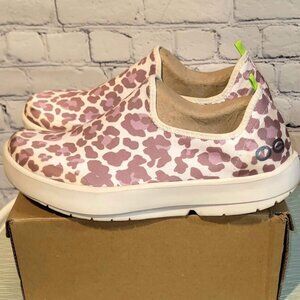 Size 10 OOFOS Women's Sneakers